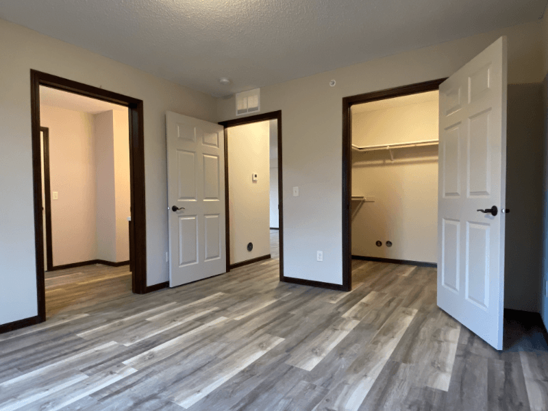 Cambridge Townhome: 2200 4th Ln SE