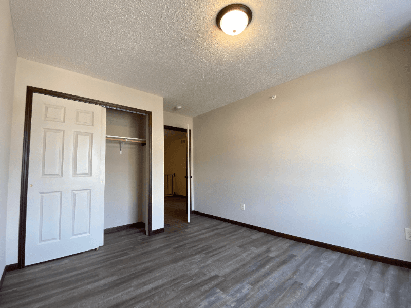 Cambridge Townhome: 2030 4th Ln SE