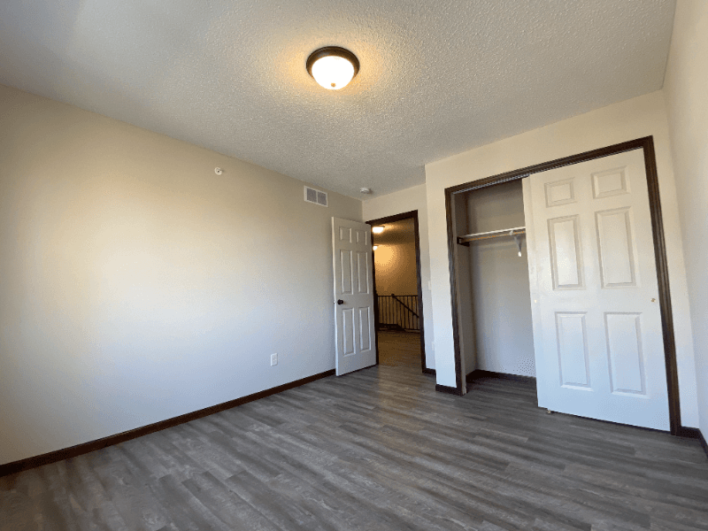 Cambridge Townhome: 2020 4th Ln SE