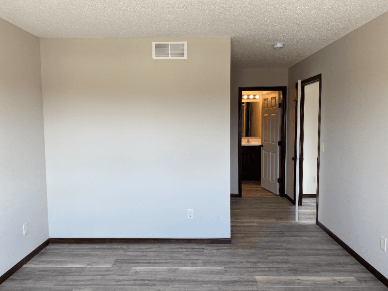Cambridge Townhome: 2020 4th Ln SE