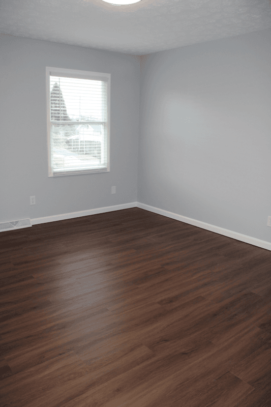 Johnson City House: 703 Fall St