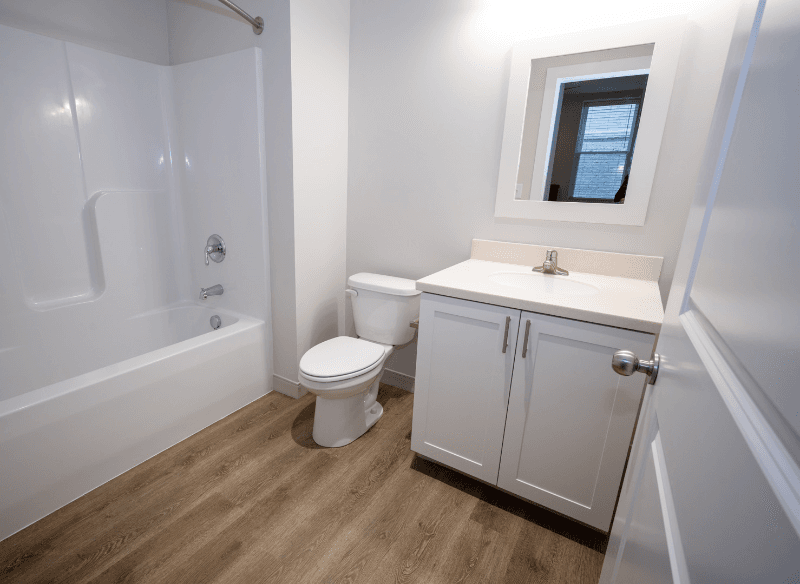 Albemarle Apartment: 103 N First St