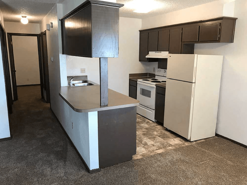Noble Multiplex: 1019 Aspen Cir