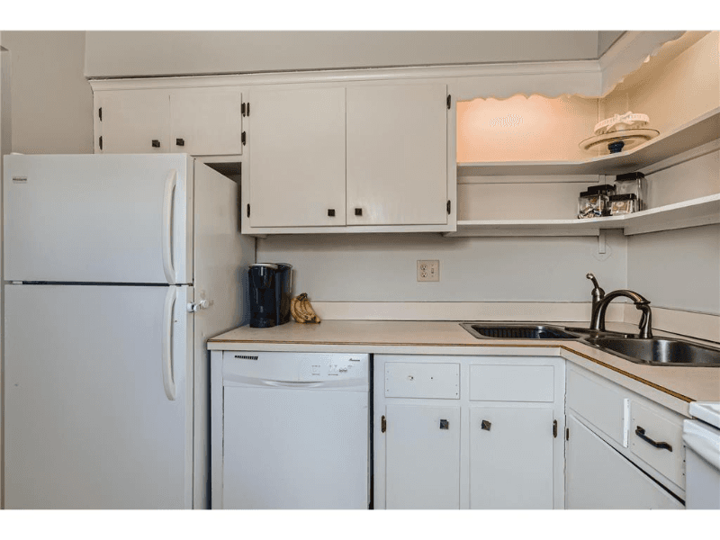 Roseville Condo: 2720 Dale St N
