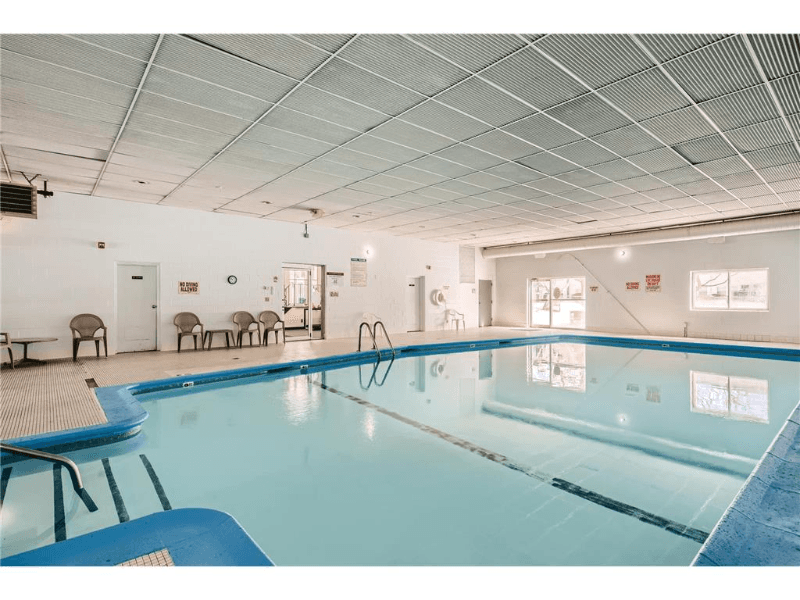 Roseville Condo: 2720 Dale St N