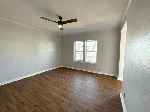 Waco House: 2608 Bosque Blvd