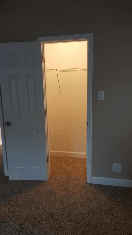 Chicago Apartment: 5357 W Leland Avenue