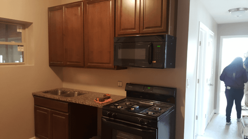 Chicago Apartment: 5357 W Leland Avenue