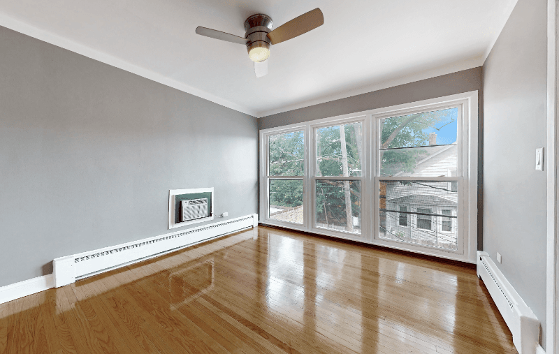 Chicago Condo: 2000 W Arthur Ave