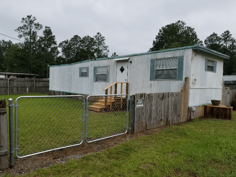 Ludowici House: 41 NE Thickette Road