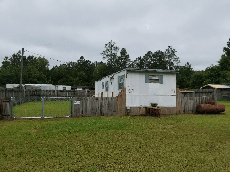 Ludowici House: 41 NE Thickette Road