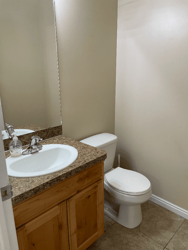 Perry Townhome: 411 W 2000 S