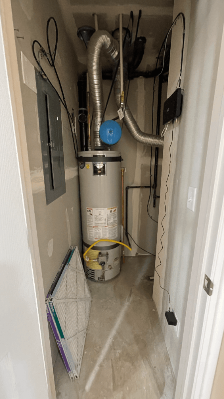 Perry Townhome: 411 W 2000 S
