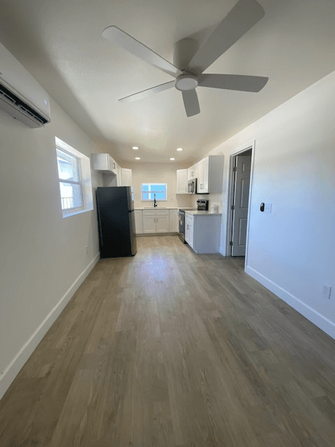 Orlando House: 3219 Albert St