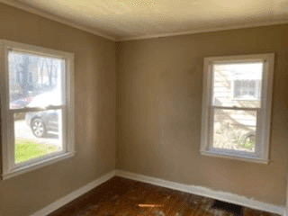 Peoria House: 1528 S Easton Ave