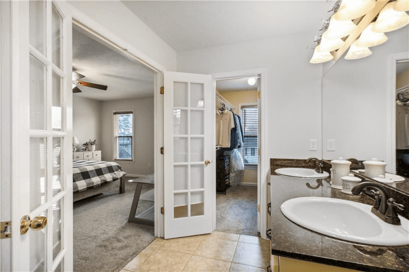 Acworth House: 1825 Hickory Creek Ct NW
