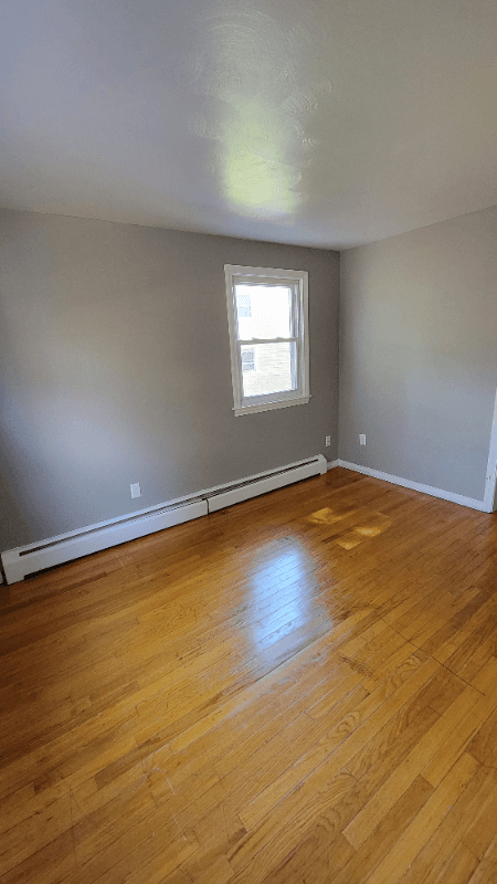 East Hartford Apartment: 41 Gould Drive