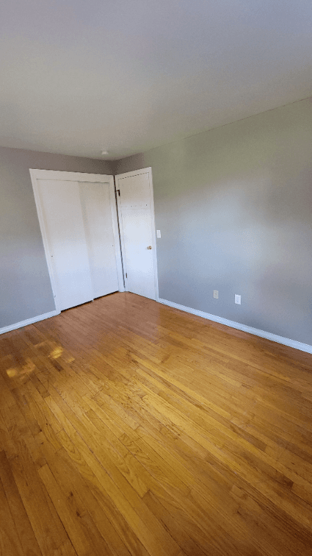 East Hartford Apartment: 41 Gould Drive