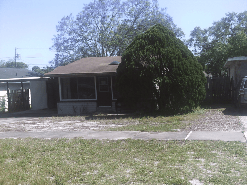 Palm Harbor House: 1328 Illinois Ave.