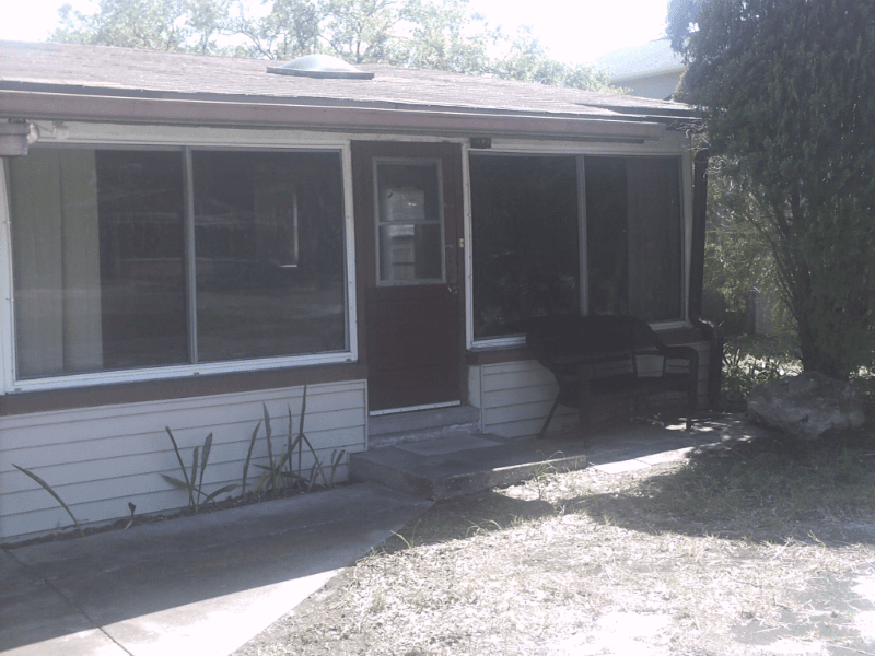 Palm Harbor House: 1328 Illinois Ave.
