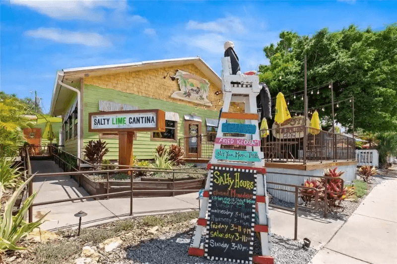Palm Harbor House: 1328 Illinois Ave.