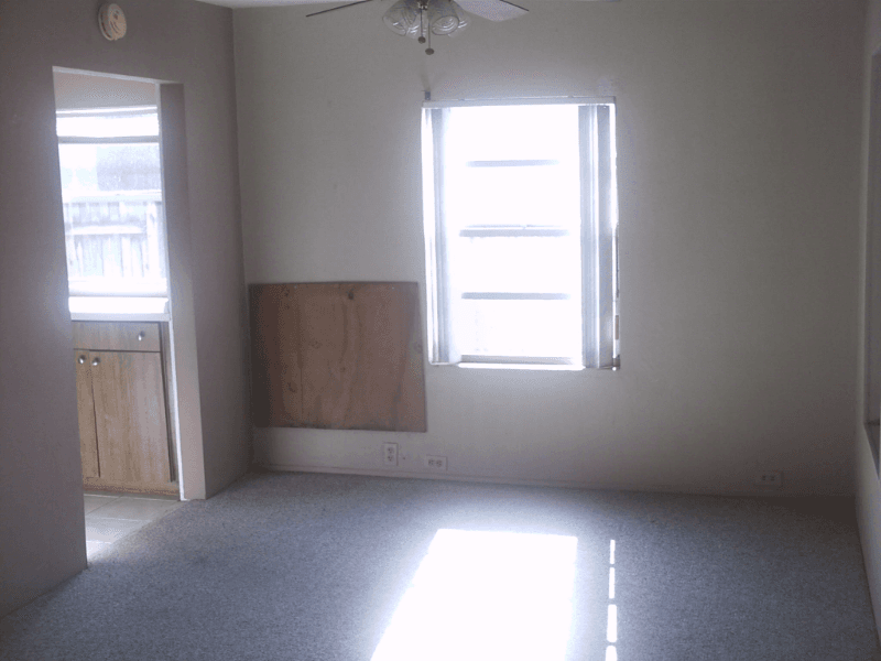 Palm Harbor House: 1328 Illinois Ave.