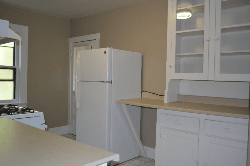 Utica Apartment: 1010 Dudley Ave