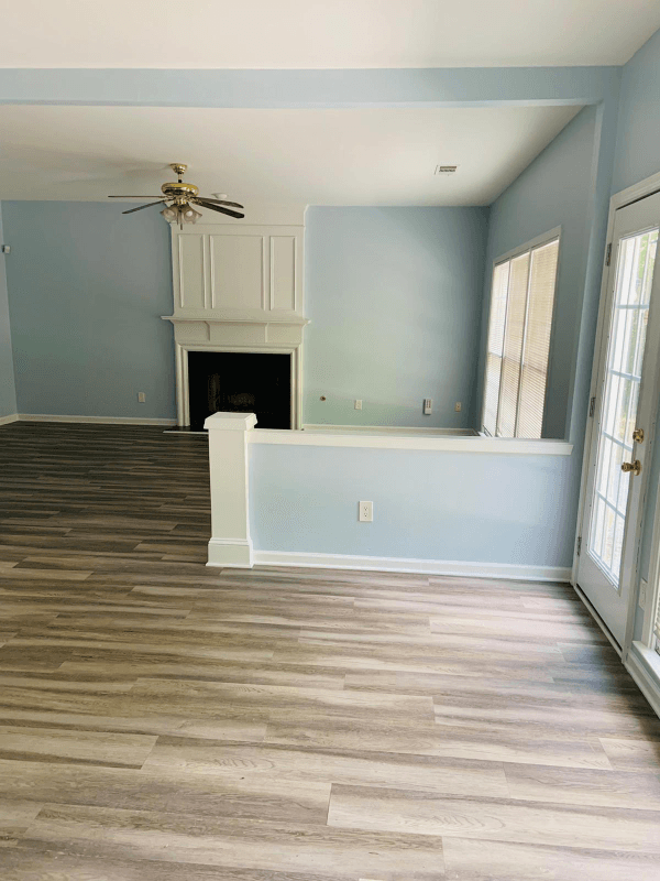 Johns Creek House: 400 Stedford Ln