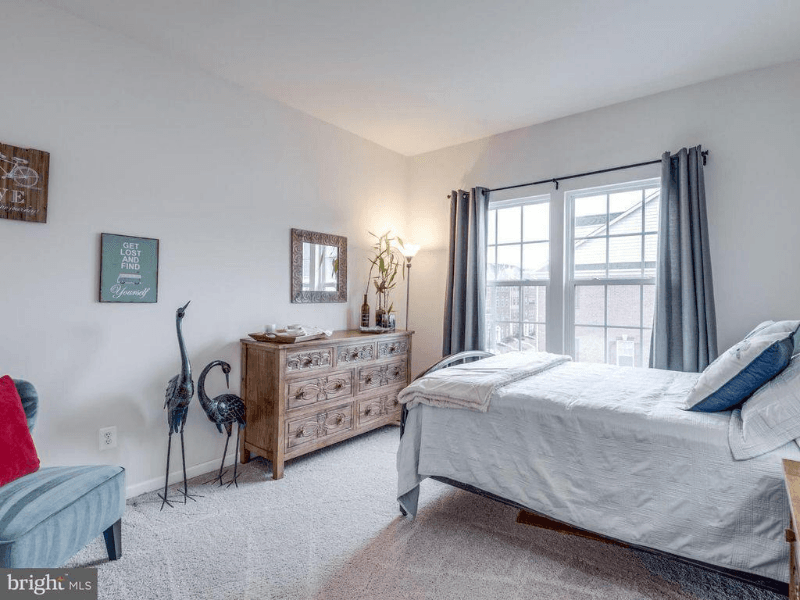 Ashburn Townhome: 1 Artsmith Ter