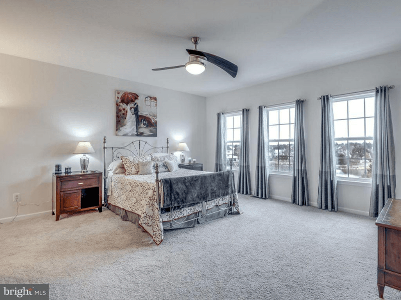 Ashburn Townhome: 1 Artsmith Ter