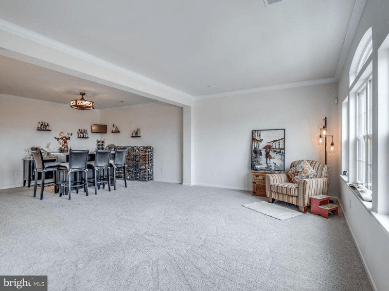 Ashburn Townhome: 1 Artsmith Ter