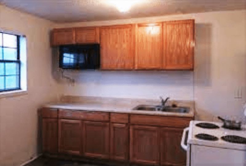 Fort Valley Apartment: 212 Rayfield Wright Street