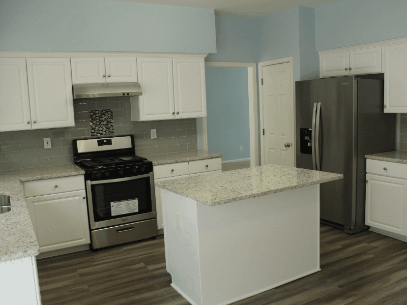 Johns Creek House: 400 Stedford Ln