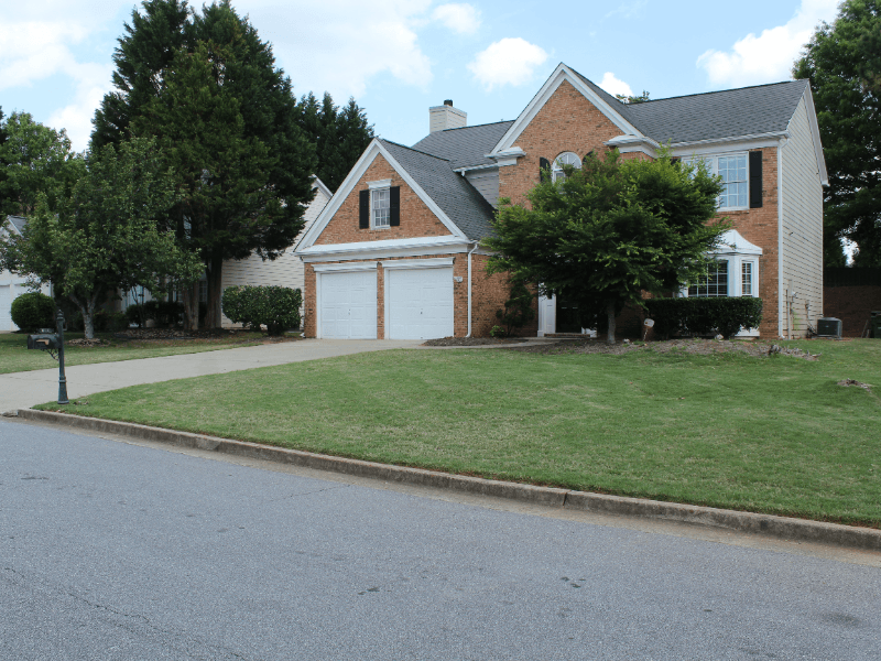 Johns Creek House: 400 Stedford Ln
