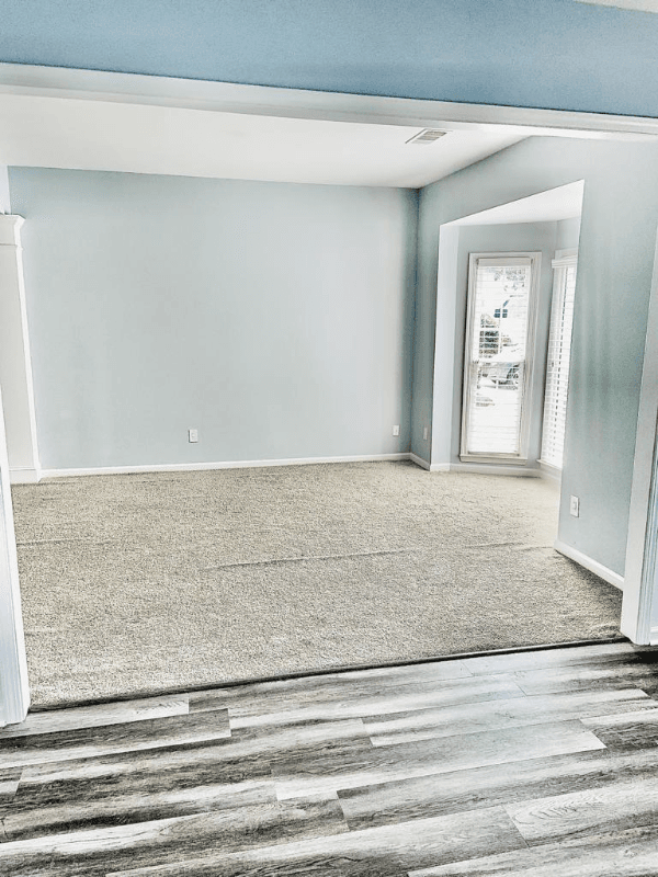 Johns Creek House: 400 Stedford Ln