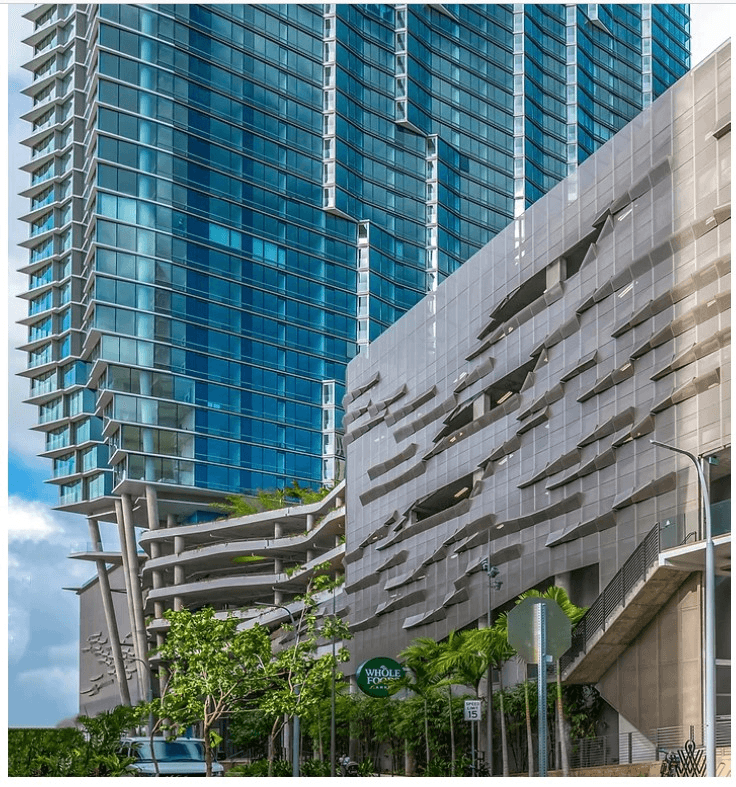 Honolulu Condo: 1001 Queen St