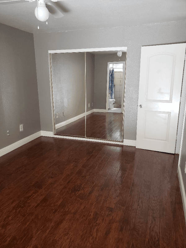 Stockton Multiplex: 2538 Antoine ct