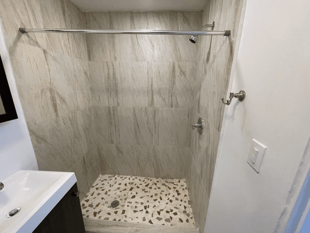 Hollywood Apartment: 1020 N 18th Ct