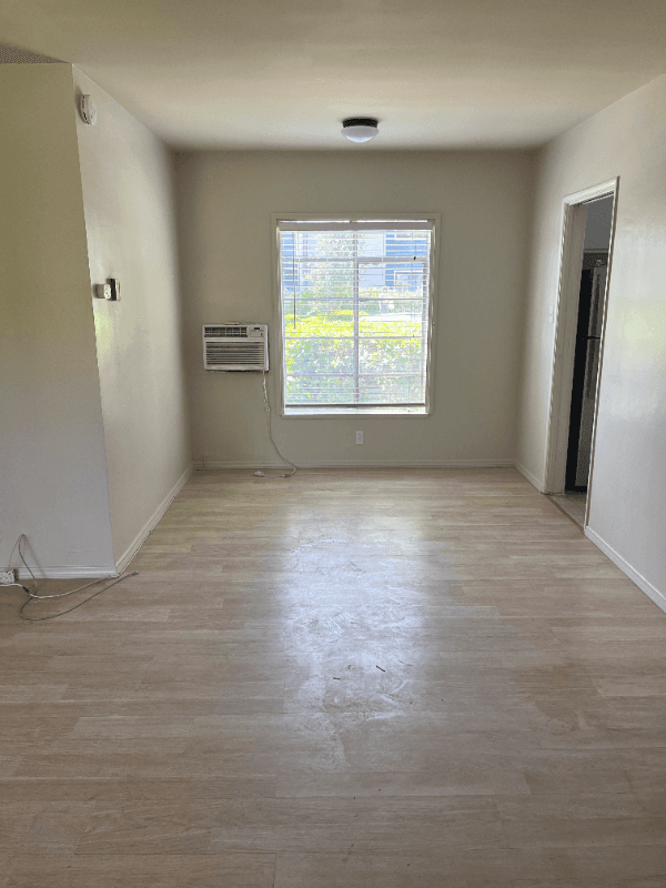 Pasadena Apartment: 170 S Chester