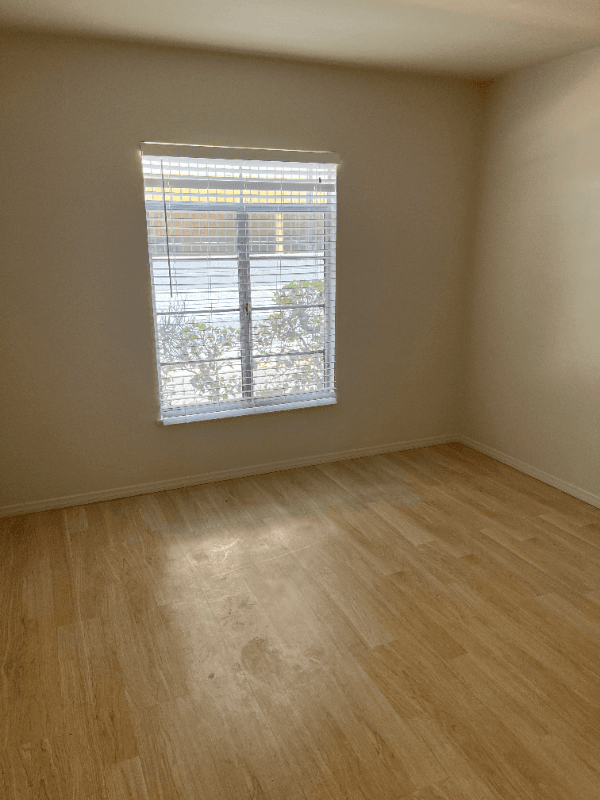 Pasadena Apartment: 170 S Chester
