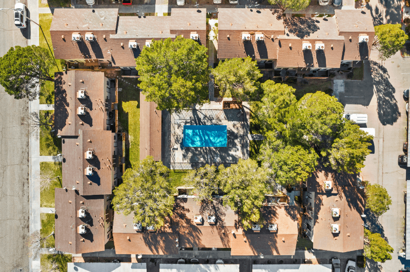 Ridgecrest Apartment: 121 N Gateway Blvd