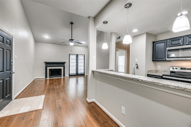 Dallas Condo: 8601 Park Ln