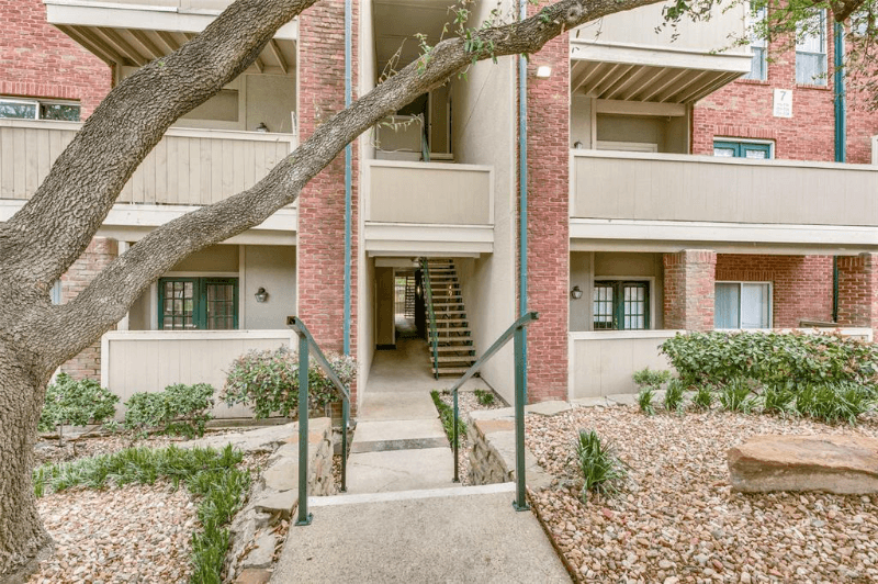 Dallas Condo: 8601 Park Ln