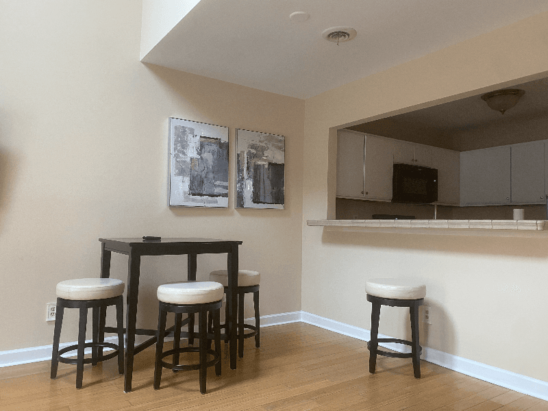 Wilmington Townhome: 6211 Wrightsville Ave