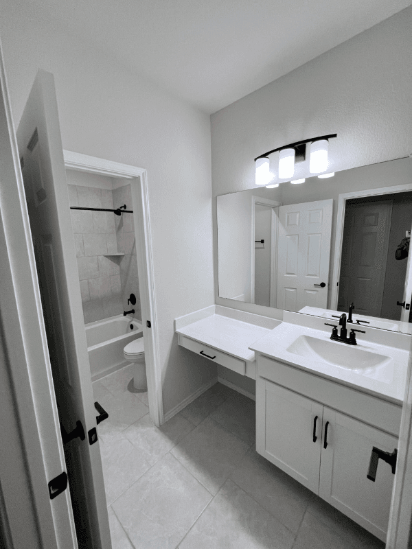 Houston House: 10408 Marston Vineyard Dr
