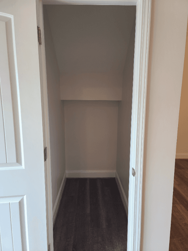 Travelers Rest House: 202 Clarus Creek Way