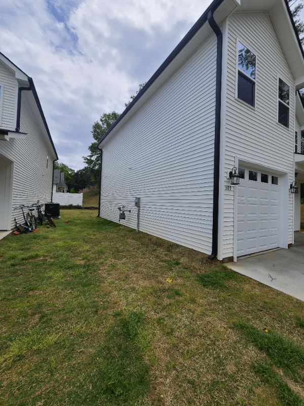 Travelers Rest House: 106 Solis Ct.
