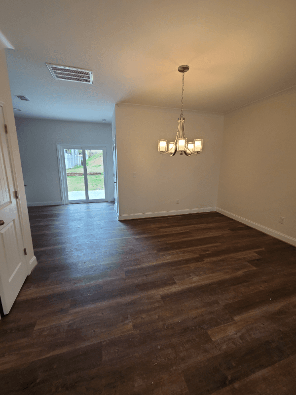 Travelers Rest House: 106 Solis Ct.