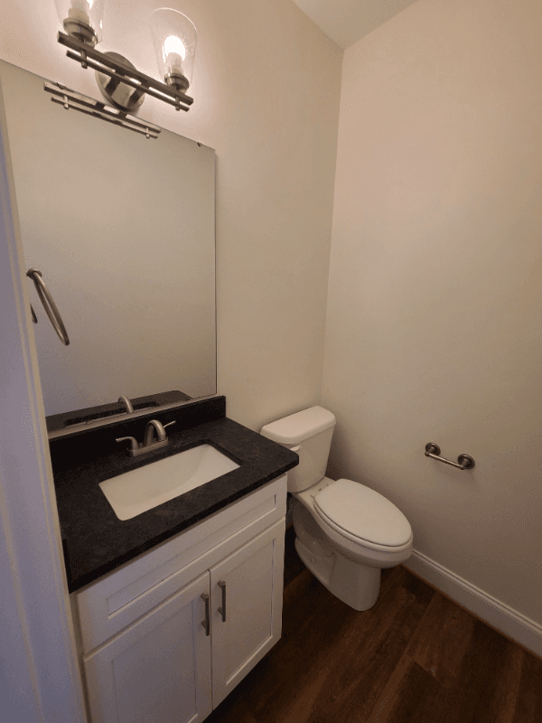 Travelers Rest House: 106 Solis Ct.