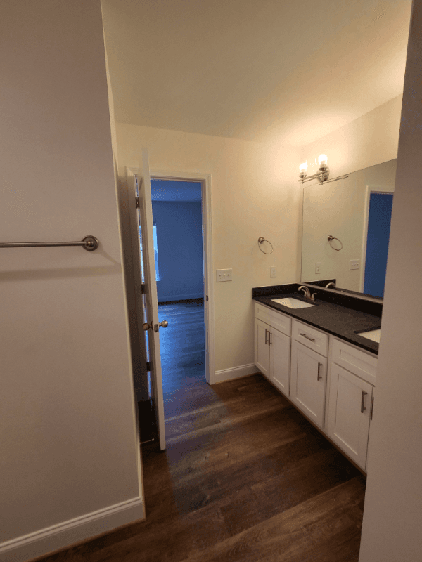 Travelers Rest House: 106 Solis Ct.